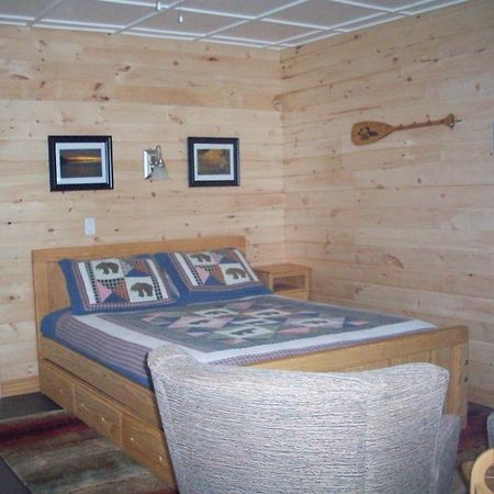 Lakewoods Cottage Oxtongue Lake 部屋 写真
