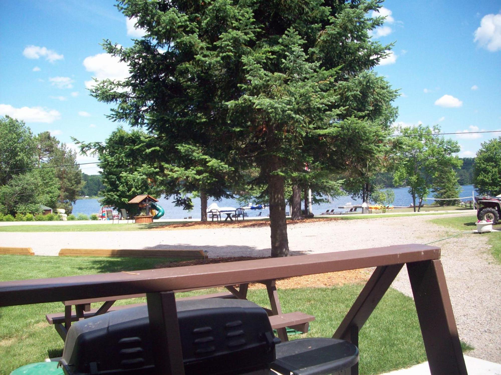 Lakewoods Cottage Oxtongue Lake 部屋 写真